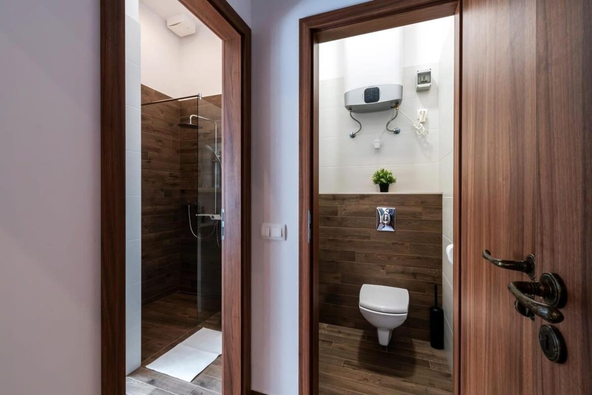 Comfy New Apartment At Castle ブダペスト エクステリア 写真